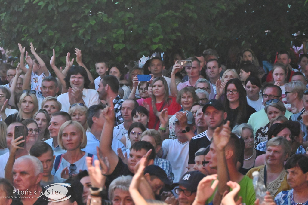 Parafialny festyn z zespołem MIG