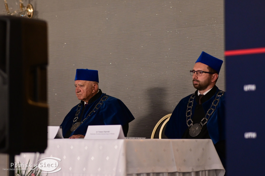 Uroczyście zakończyli rok akademicki
