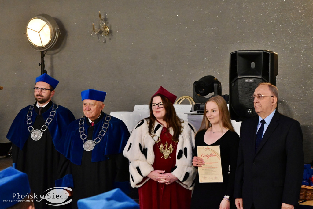 Uroczyście zakończyli rok akademicki