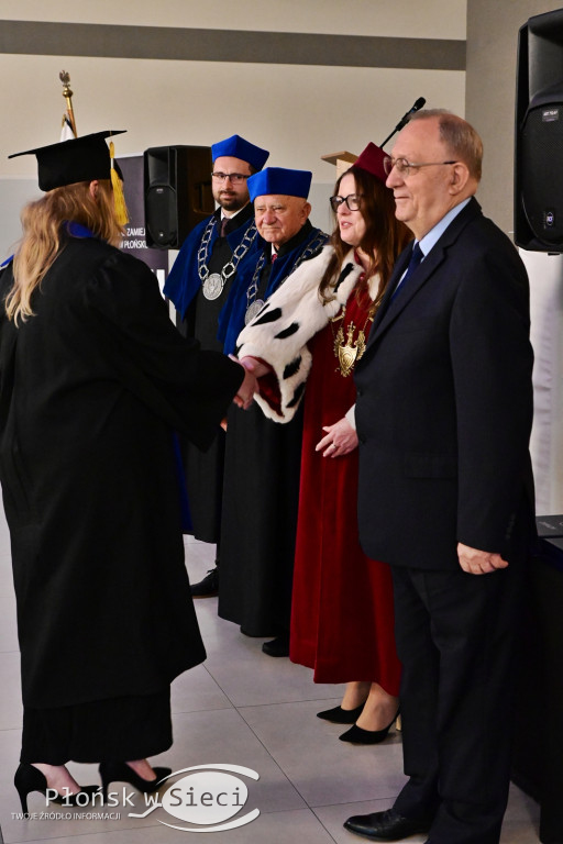 Uroczyście zakończyli rok akademicki