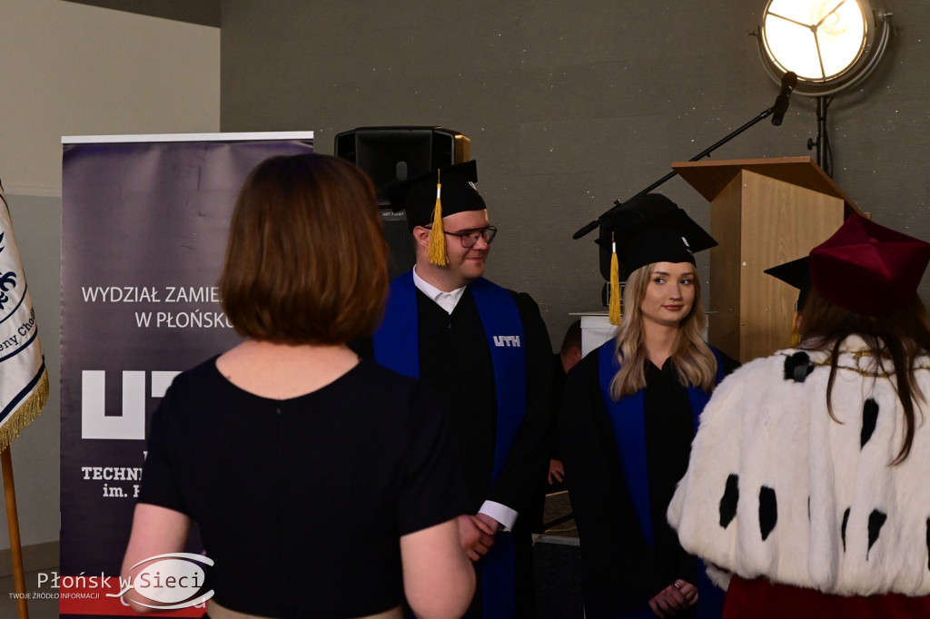 Uroczyście zakończyli rok akademicki