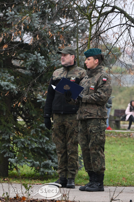 Płońszczanie świętowali przy pomniku marszałka