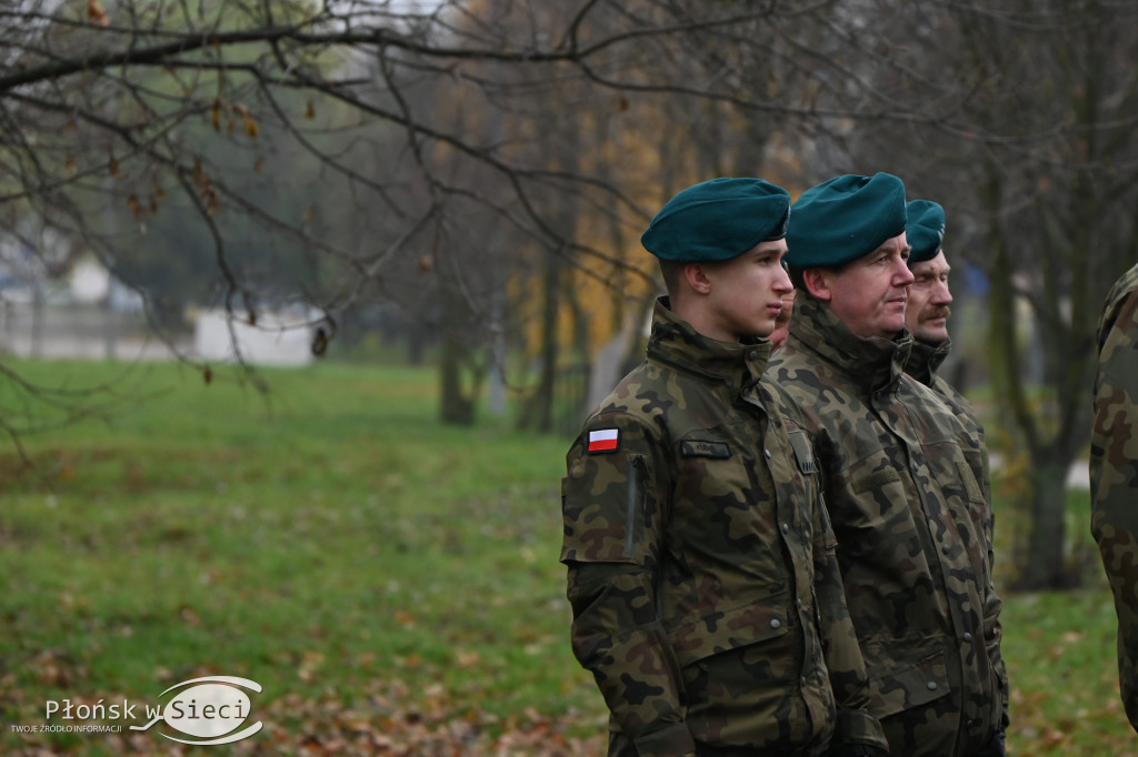 Płońszczanie świętowali przy pomniku marszałka