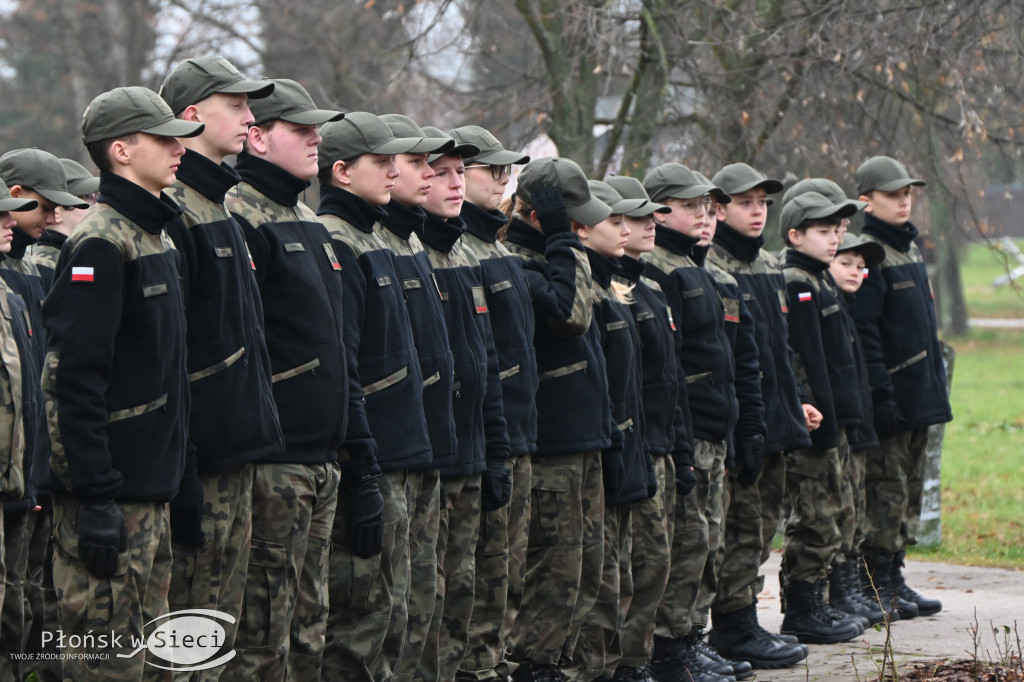 Płońszczanie świętowali przy pomniku marszałka