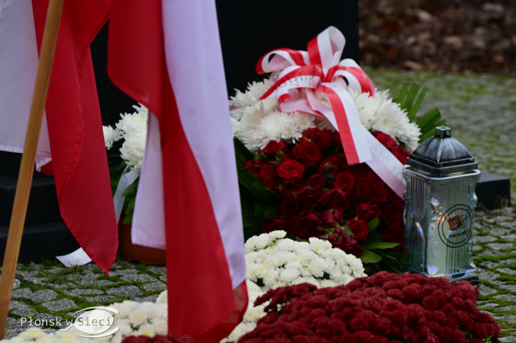 Płońszczanie świętowali przy pomniku marszałka