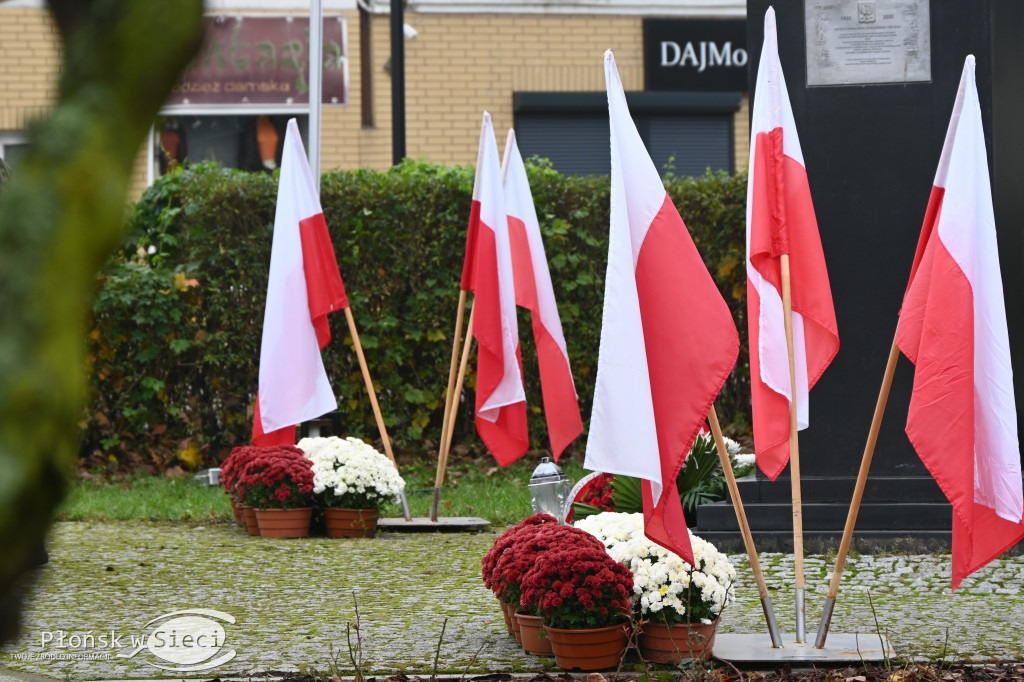 Płońszczanie świętowali przy pomniku marszałka