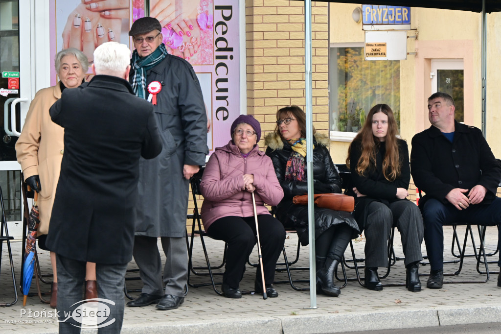 Płońszczanie świętowali przy pomniku marszałka