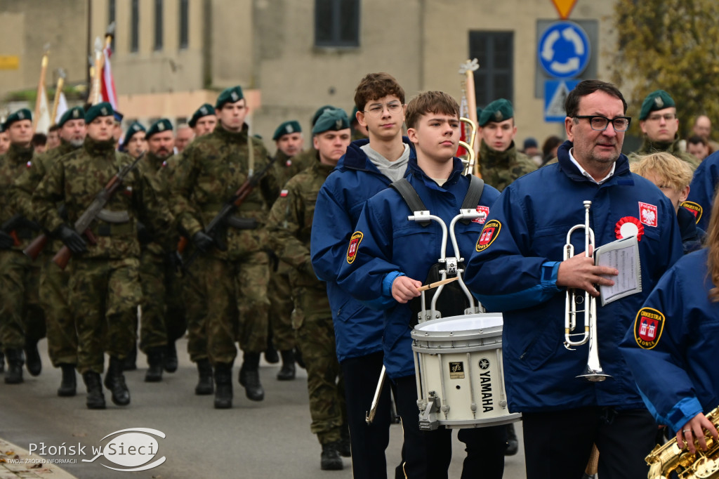 Płońszczanie świętowali przy pomniku marszałka