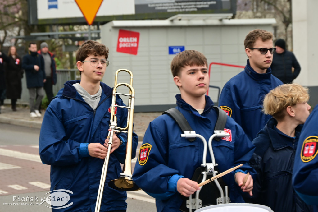 Płońszczanie świętowali przy pomniku marszałka