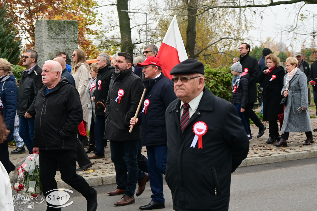 Płońszczanie świętowali przy pomniku marszałka