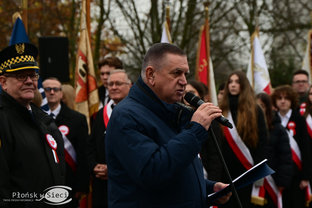 Płońszczanie świętowali przy pomniku marszałka