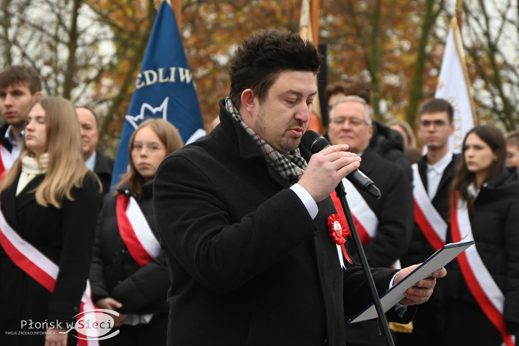 Płońszczanie świętowali przy pomniku marszałka