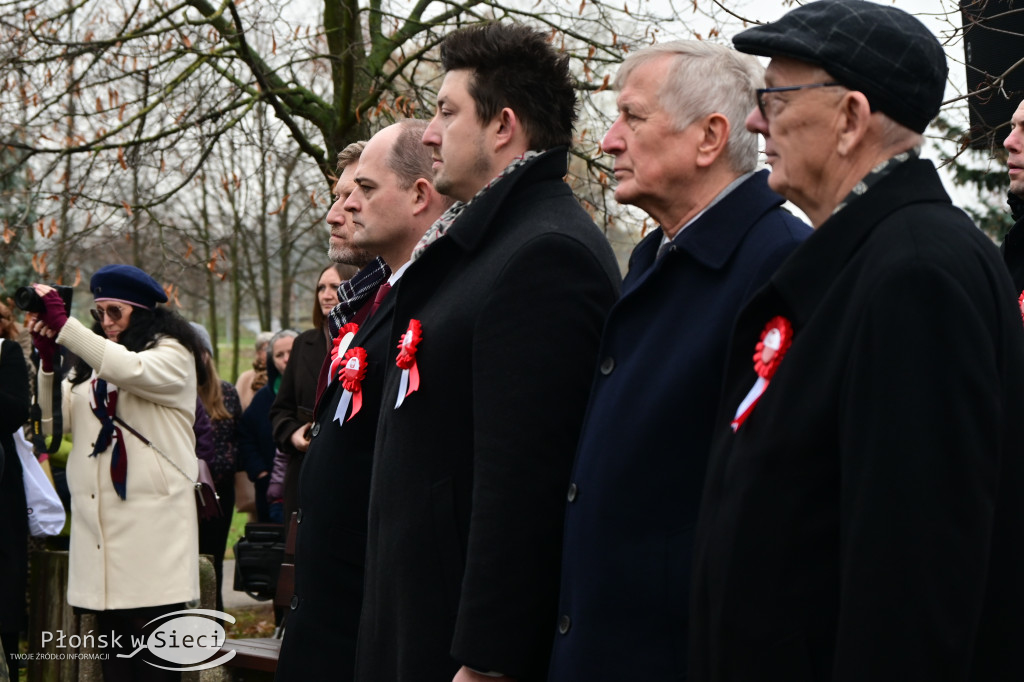 Płońszczanie świętowali przy pomniku marszałka