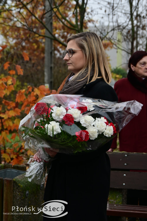 Płońszczanie świętowali przy pomniku marszałka
