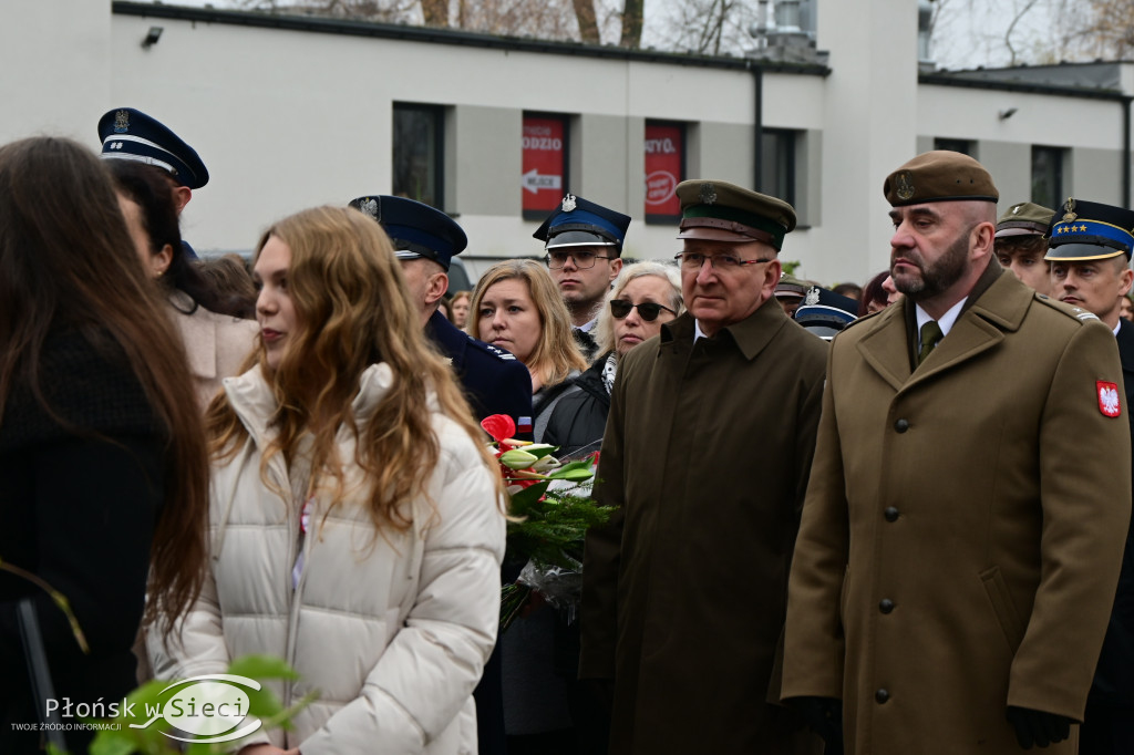Płońszczanie świętowali przy pomniku marszałka