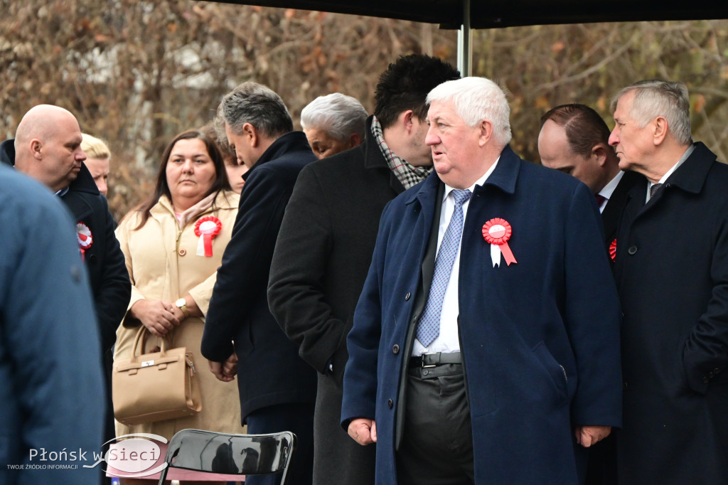 Płońszczanie świętowali przy pomniku marszałka