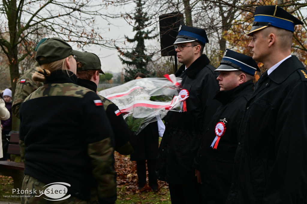 Płońszczanie świętowali przy pomniku marszałka