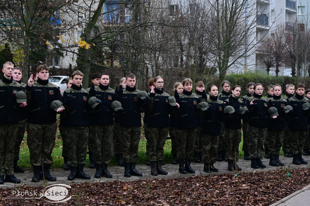 Płońszczanie świętowali przy pomniku marszałka