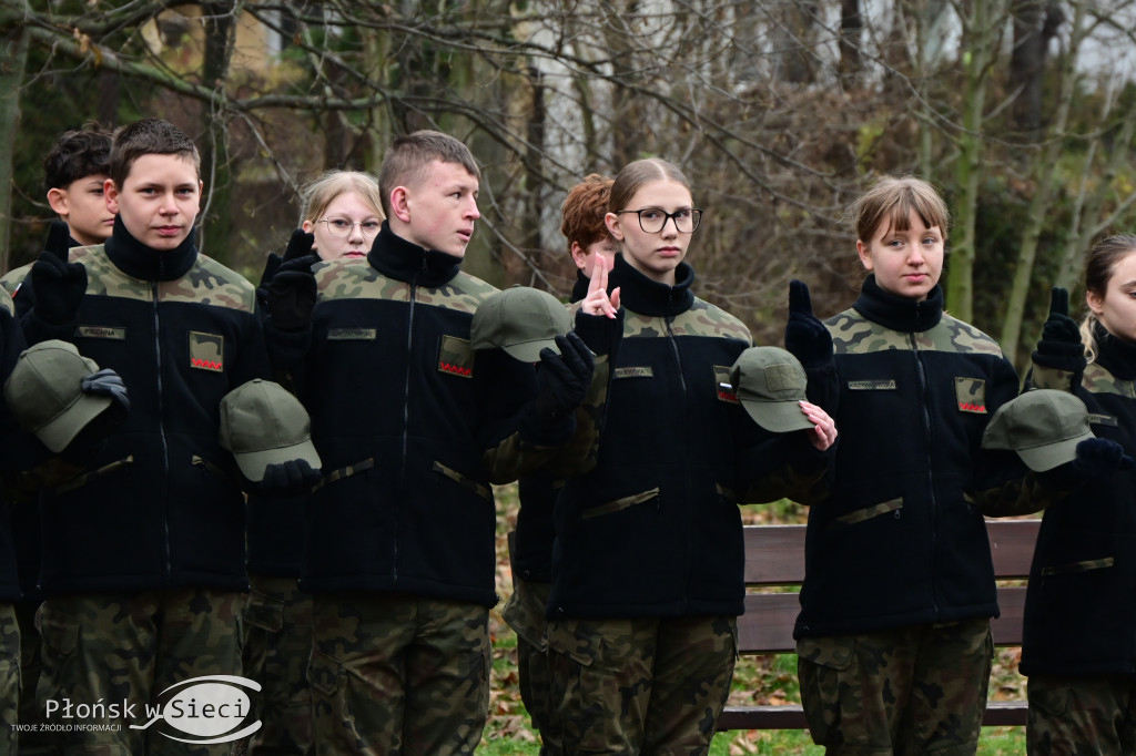 Płońszczanie świętowali przy pomniku marszałka