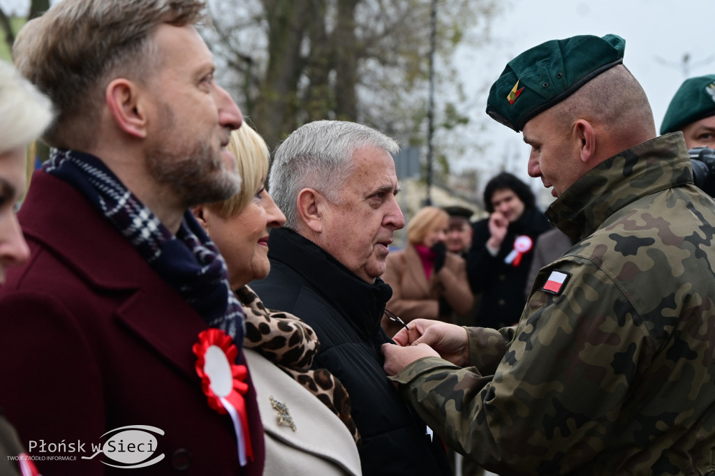 Płońszczanie świętowali przy pomniku marszałka
