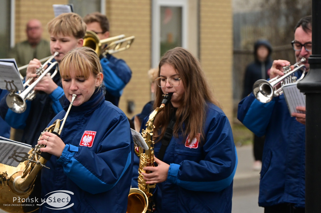Płońszczanie świętowali przy pomniku marszałka