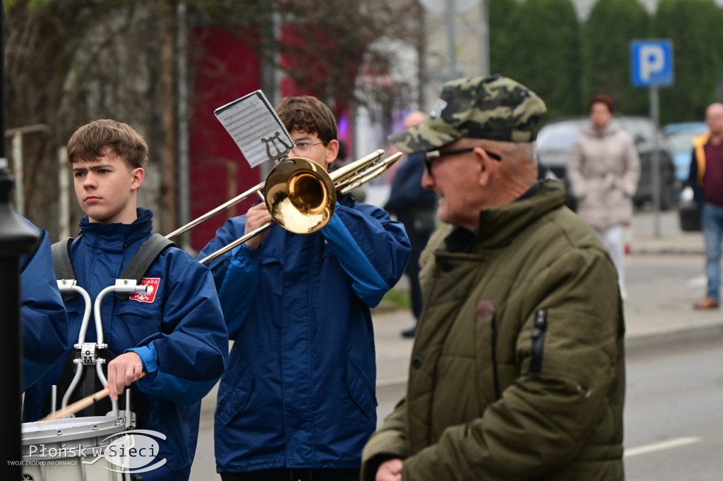 Płońszczanie świętowali przy pomniku marszałka