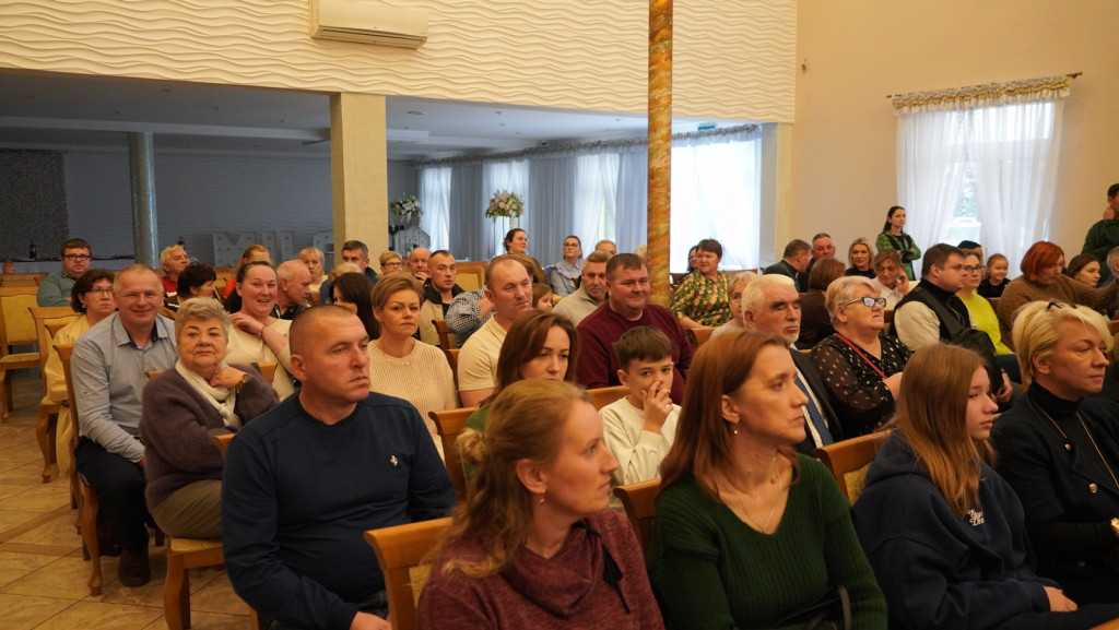 Międzypokoleniowy teatr