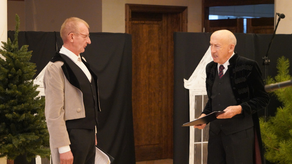 Międzypokoleniowy teatr