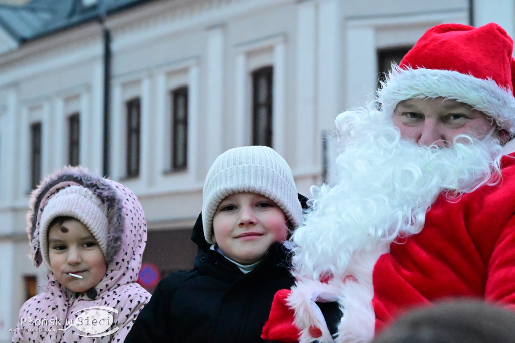 Mikołajkowa sobota na płońskim rynku