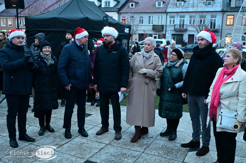 Mikołajkowa sobota na płońskim rynku