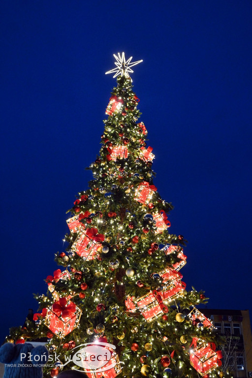 Mikołajkowa sobota na płońskim rynku