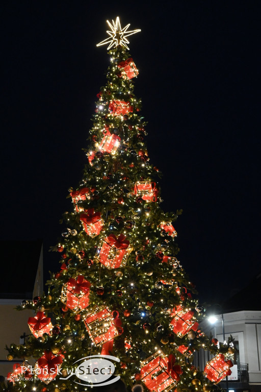 Mikołajkowa sobota na płońskim rynku