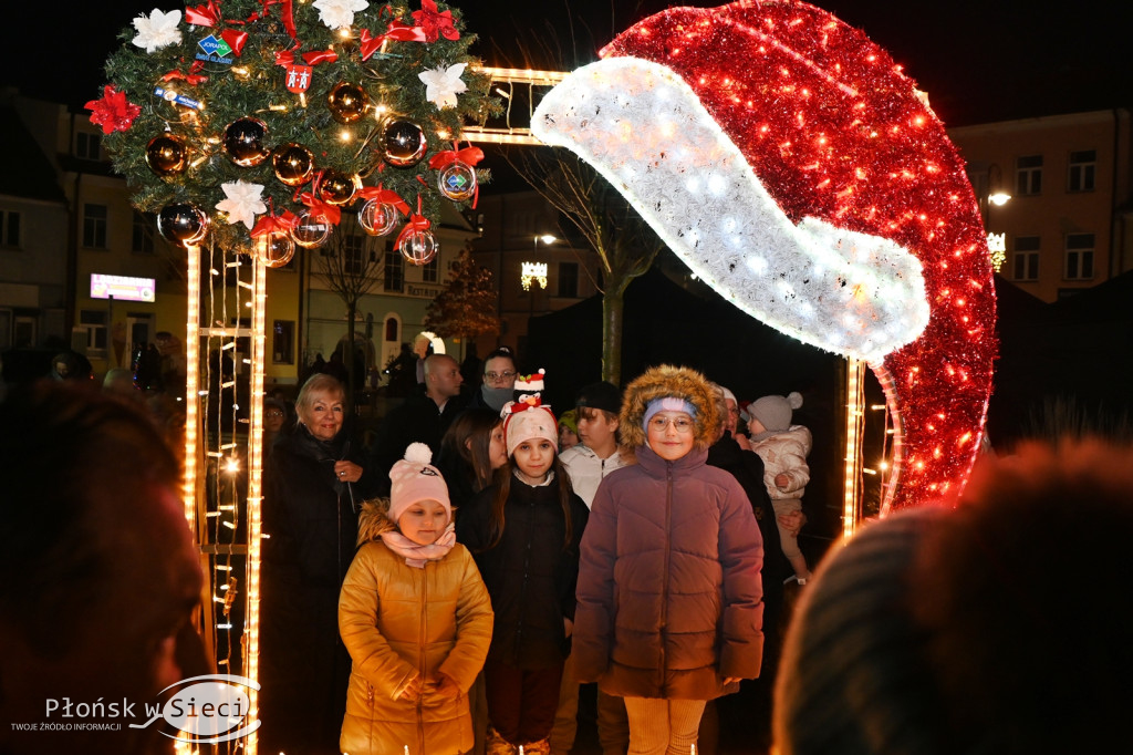 Mikołajkowa sobota na płońskim rynku