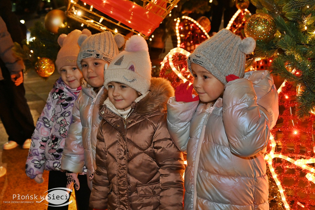 Mikołajkowa sobota na płońskim rynku