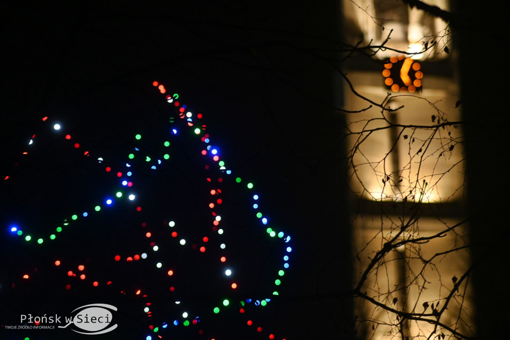 Udekorowany na święta Płońsk