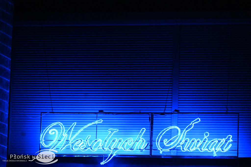 Udekorowany na święta Płońsk