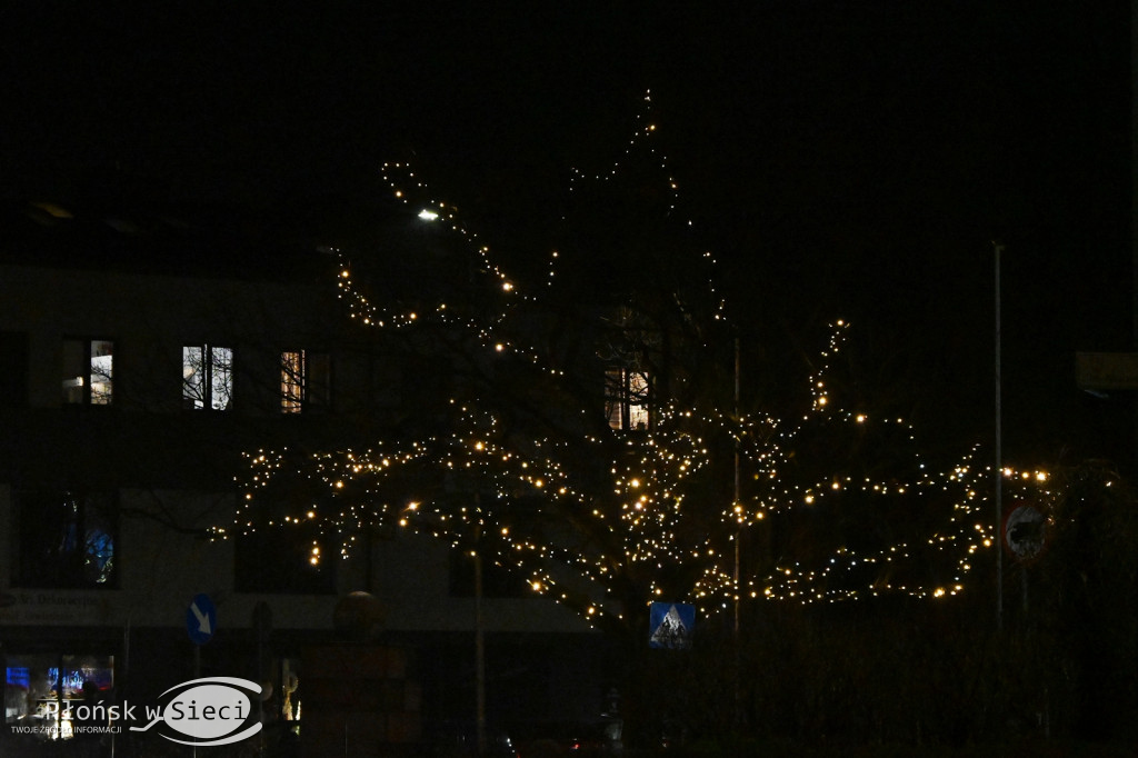 Udekorowany na święta Płońsk