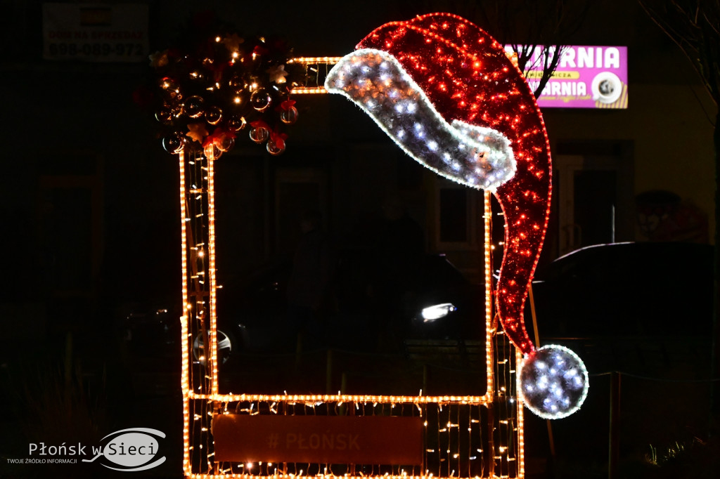 Udekorowany na święta Płońsk