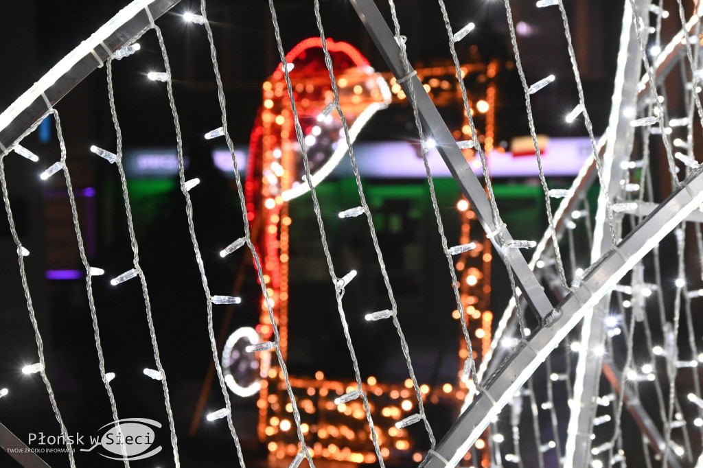 Udekorowany na święta Płońsk