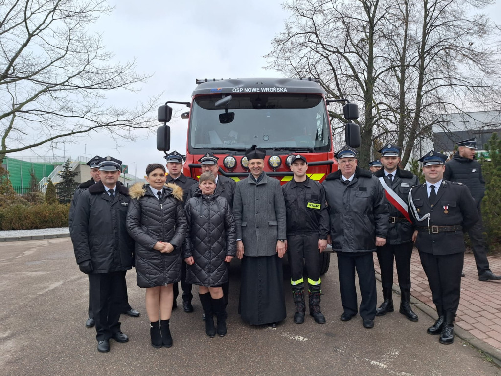 Nowy wóz ratowniczo-gaśniczy dla OSP Nowe Wrońska
