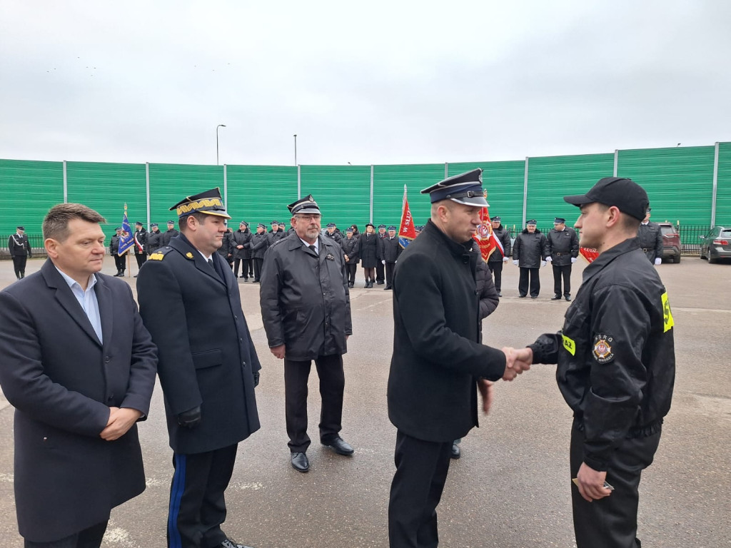 Nowy wóz ratowniczo-gaśniczy dla OSP Nowe Wrońska