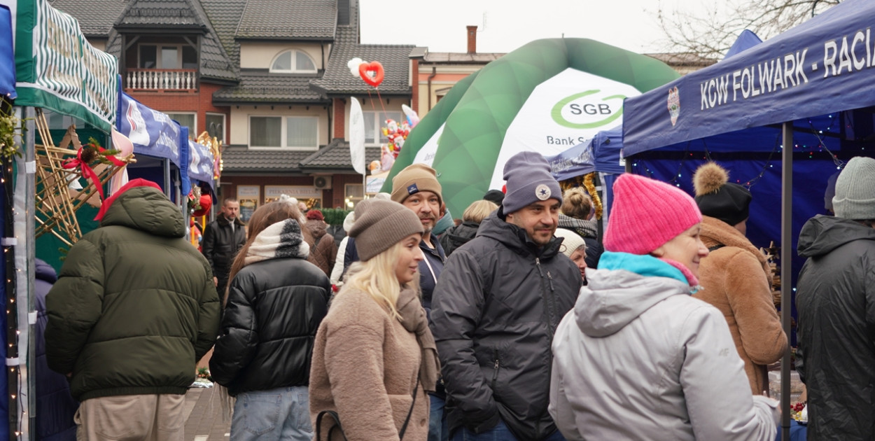Bożonarodzeniowy jarmark w Raciążu