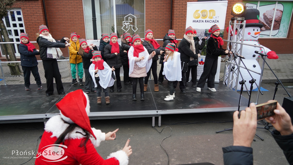 Bożonarodzeniowy jarmark w Raciążu