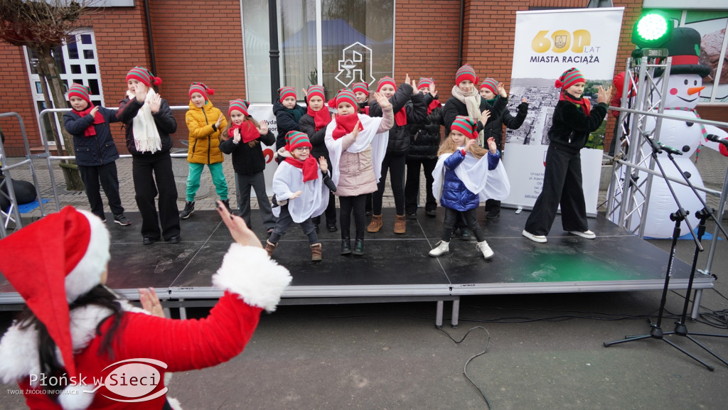 Bożonarodzeniowy jarmark w Raciążu