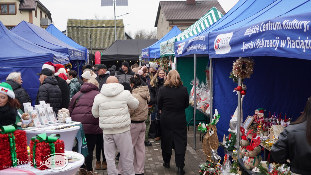 Bożonarodzeniowy jarmark w Raciążu