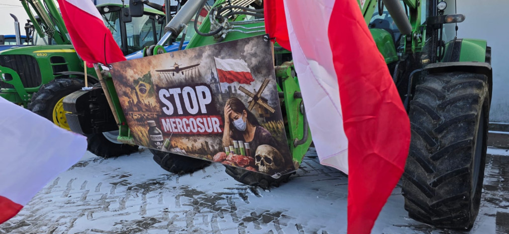 Protest rolników w okolicach Dłużniewa