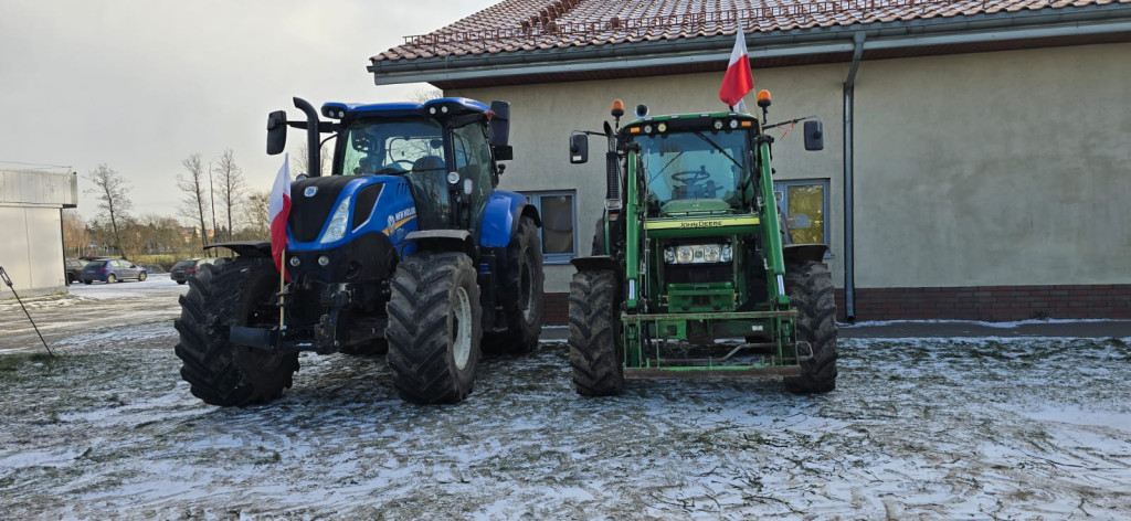 Protest rolników w okolicach Dłużniewa