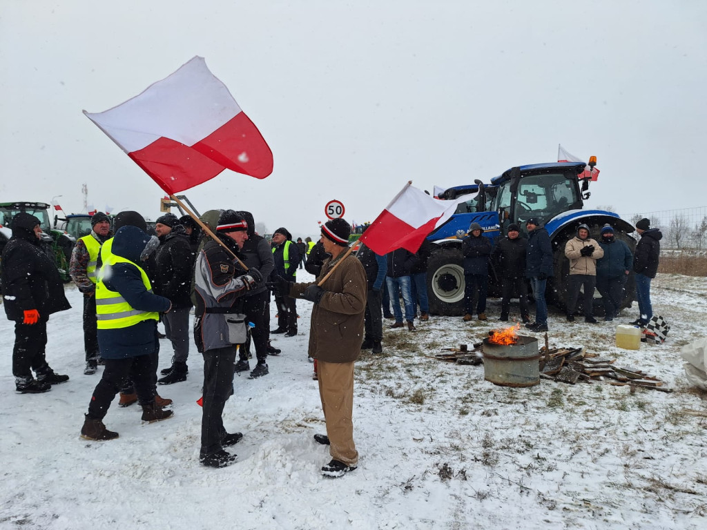 Protest rolników w okolicach Dłużniewa