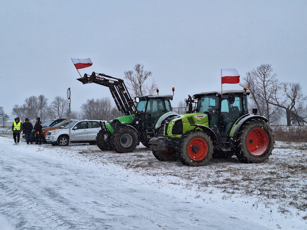 Protest rolników w okolicach Dłużniewa