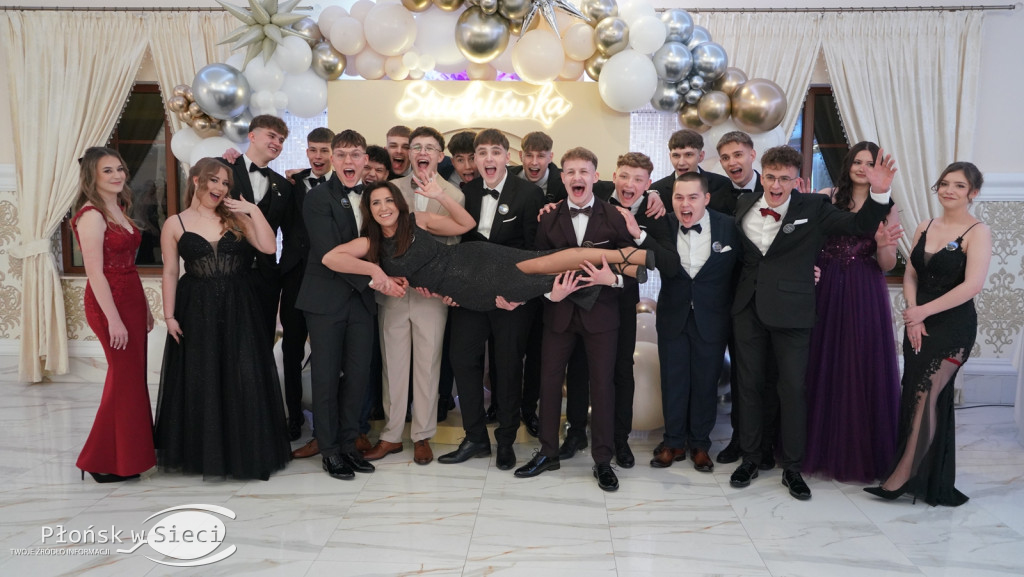 Zespół Szkół w Raciążu studniówkowo